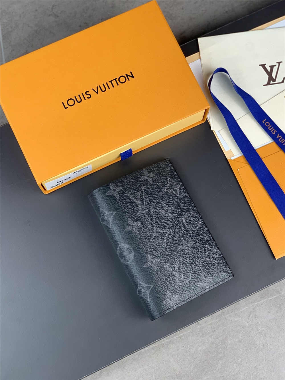 Louis Vuitton wallet M62292 ENVELOPPE CARTE DE VISITE 2025 new 